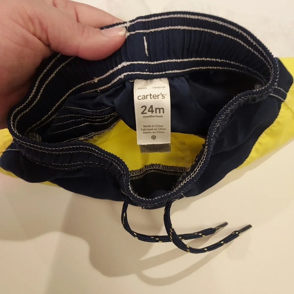 Carter's Baby Boy Captain Adorable Swimsuit Truck and Rashguard Set in Size 24M - Picture 7 of 7